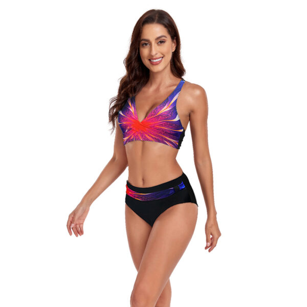 O1CN015o9onR1TlKBMf8U9A_2212076082422-0-cib.jpg New Bikini Split Swimsuit Lady Sexy Halter
