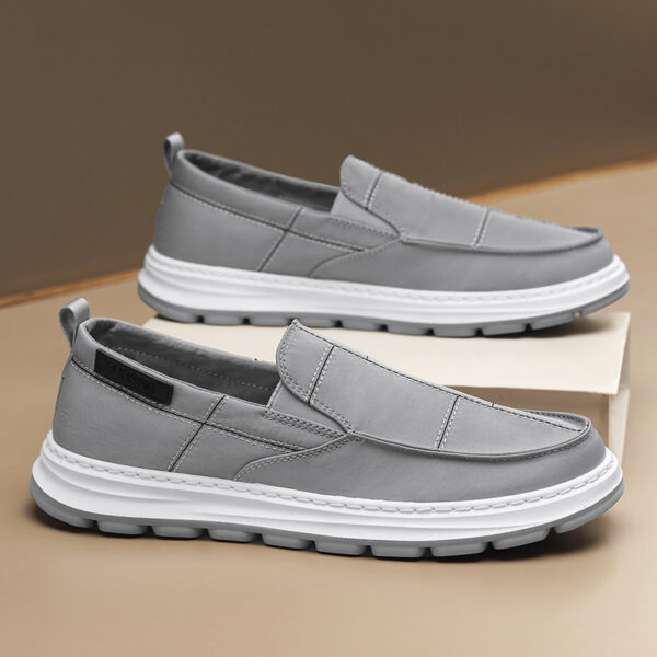 O1CN01YzPXxT2DhAvw4rrHh_2206738948640-0-cib.jpg Slip-on Breathable Small Fabric Shoes