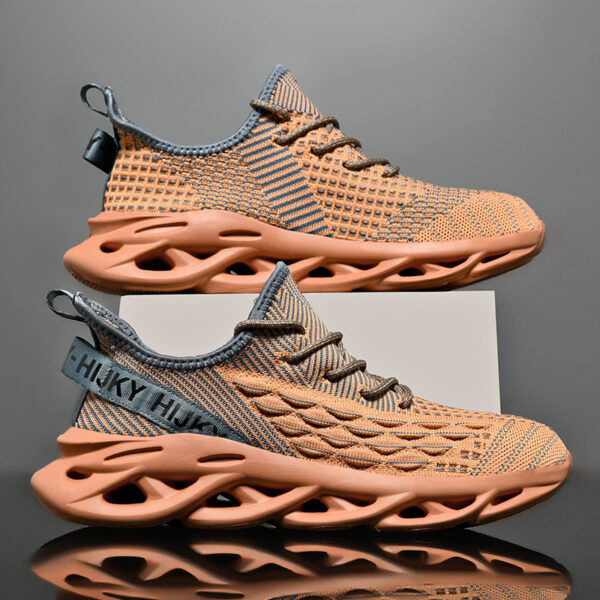 cc3c8e26-aeb0-431a-b76a-294014ba46d8.jpg Sneaker